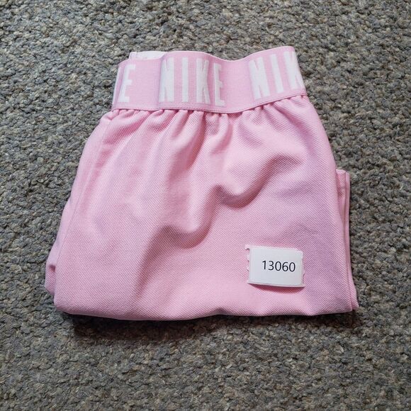 Nike Shorts Womens Medium Pink Casual No Pockets - Picture 12 of 12